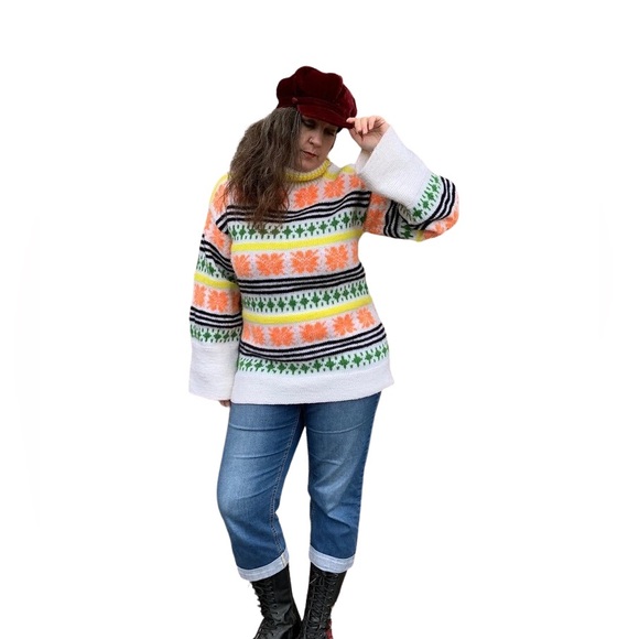 70s Hand knit sweater 1970s hippy Vtg Orange,Yellow, green Pullover Groovy vibes - Picture 2 of 10